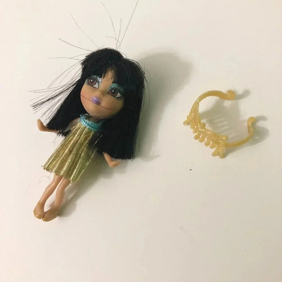 Barbie Peek A Boo  Petites Doll Chione of Cairo 45 Girls of the World Charms - Picture 5 of 16